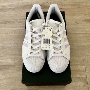 Adidas Superstar Sneakers